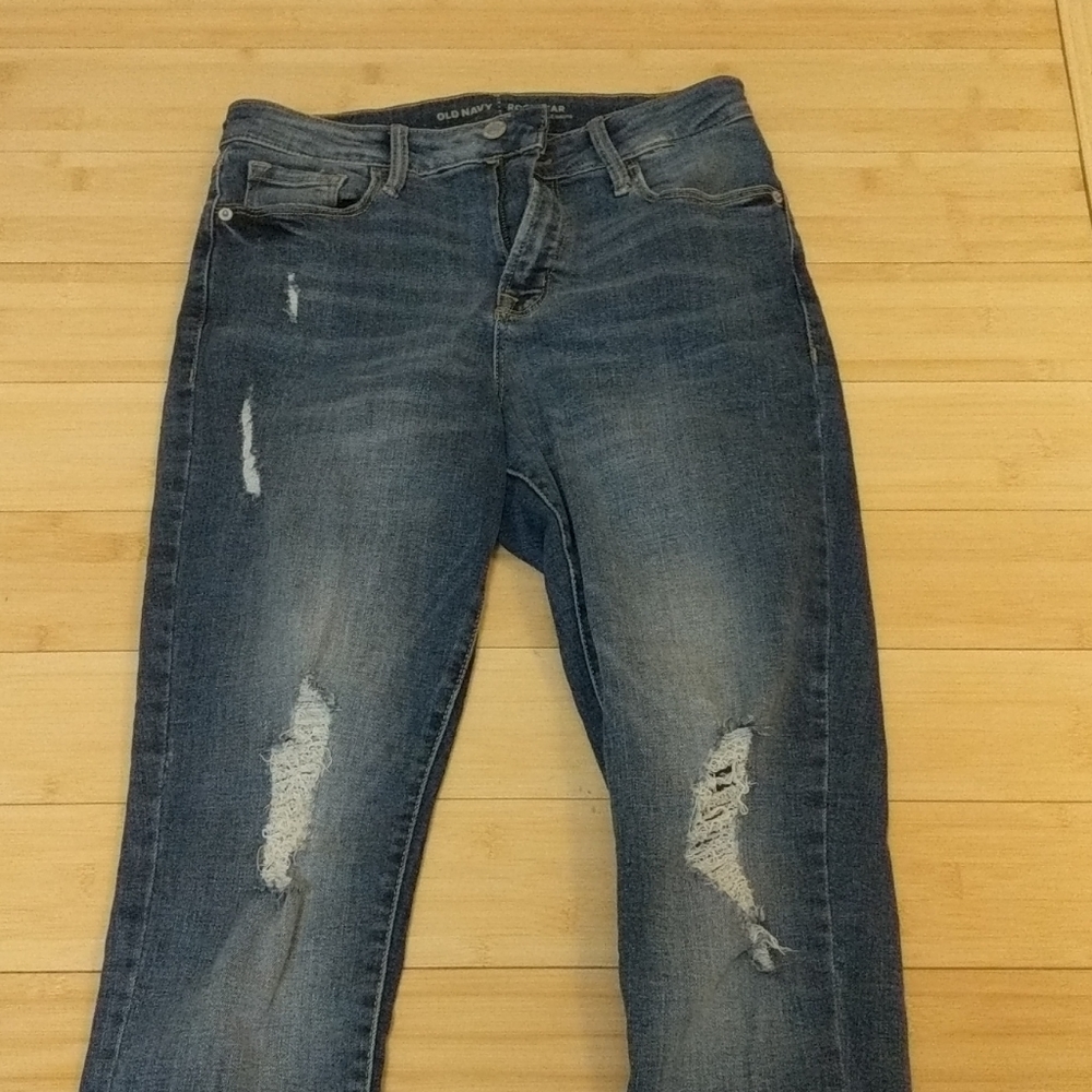 NWOT Old Navy - Rockstar High Rise Ripped Jeans